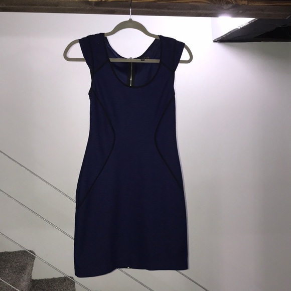 Dresses & Skirts - Mini dress